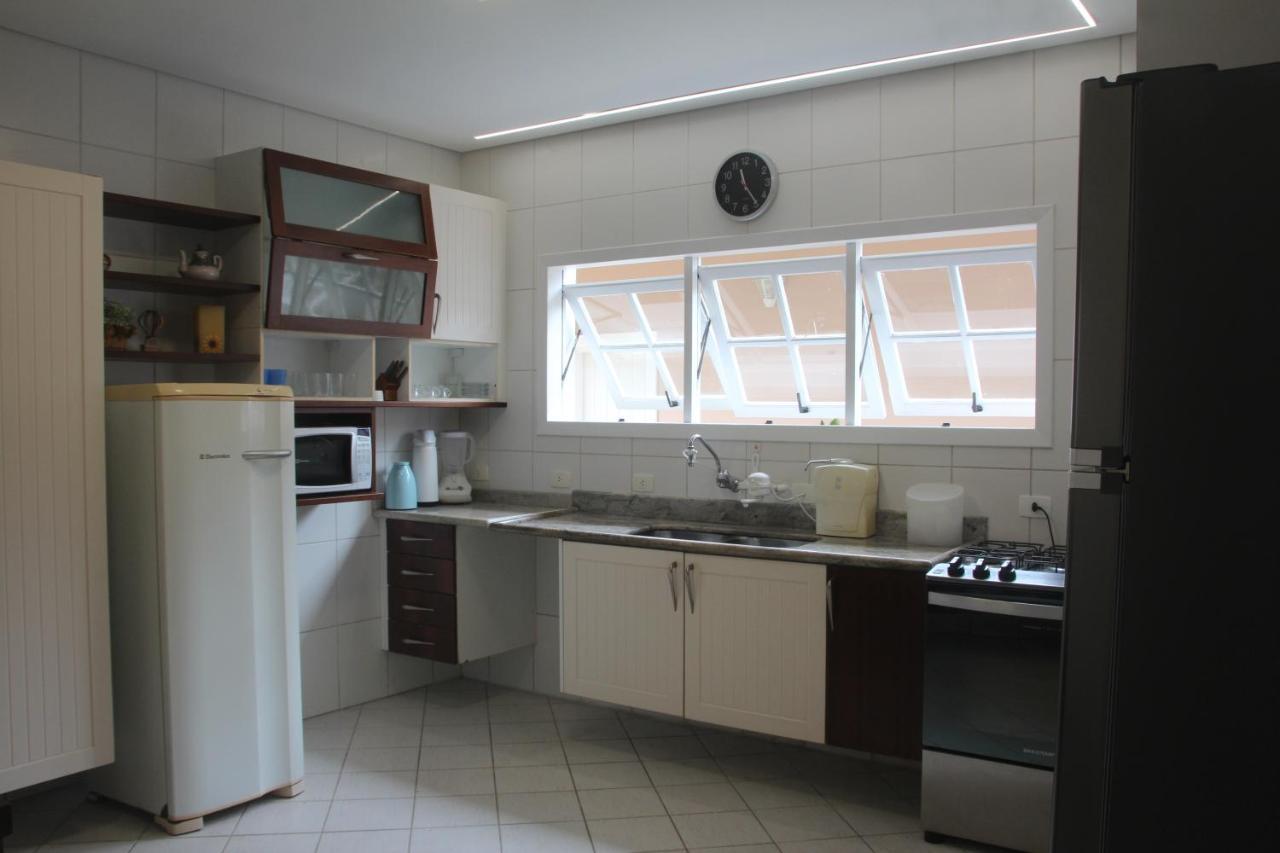 Casa Em Condominio, Pe Na Areia, Praia Guaratuba بيرتيوغا المظهر الخارجي الصورة